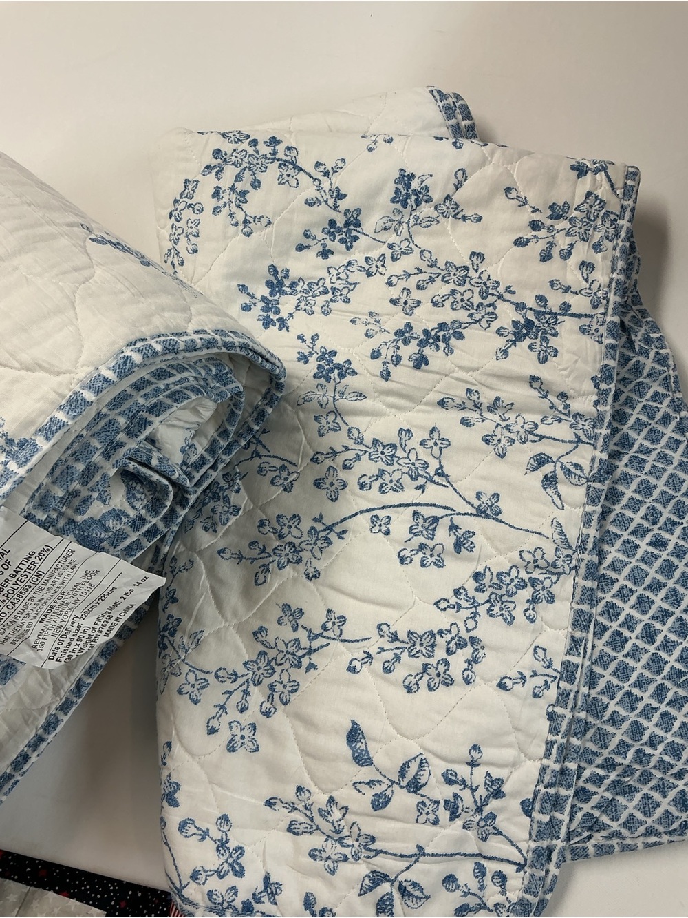 Laura Ashley 3 pieces set Blue Floral Quilted Comforter - Picture 12 of 13